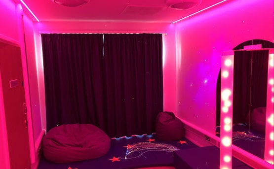 اتاق تاریک 3